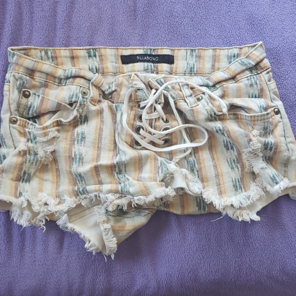 Billabong shorts